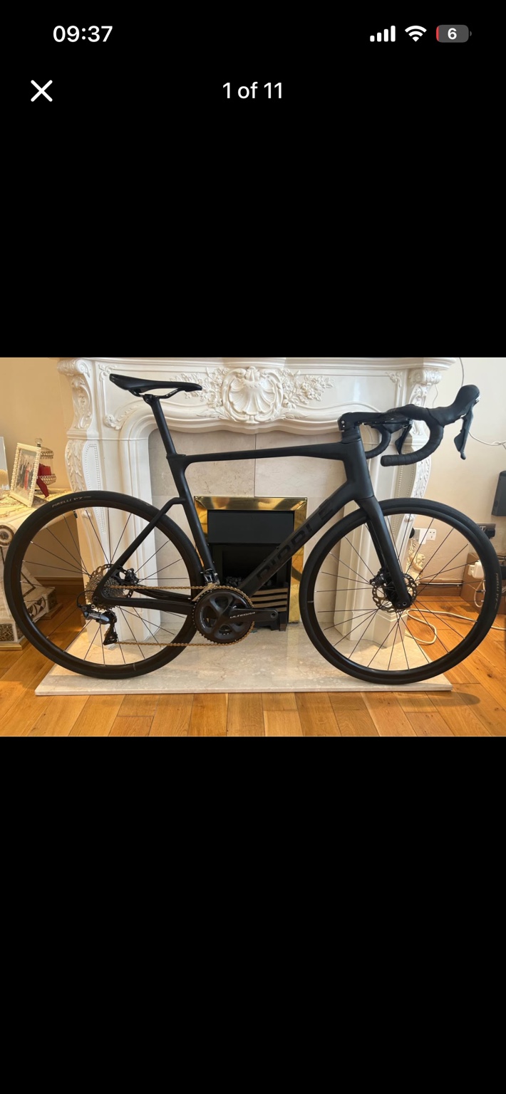 Black Ribble Endurance SL-R road bike, drive-side view